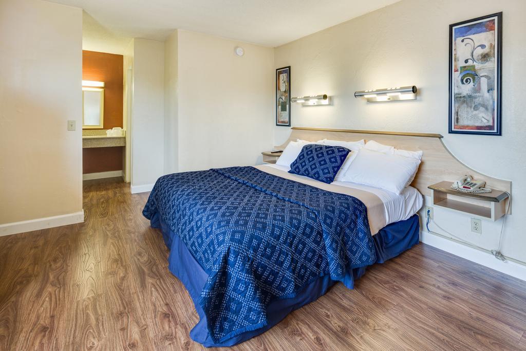 San Jose Airport Inn エクステリア 写真